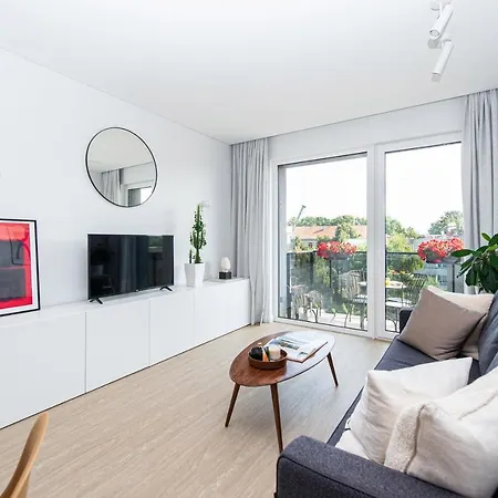 New Modern Apt W-airconditioning, Balcony, Garage Parking, By Cohost Vilnius